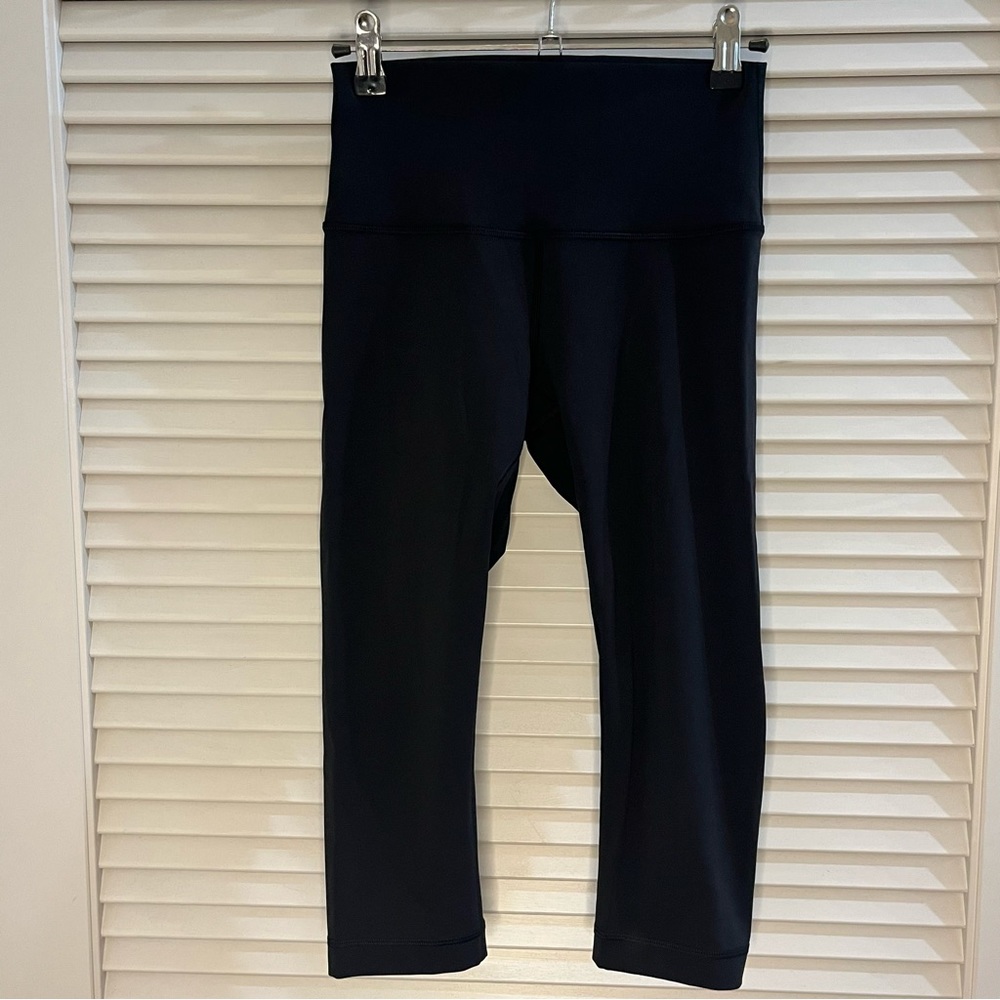 Lululemon Black Cropped Leggings